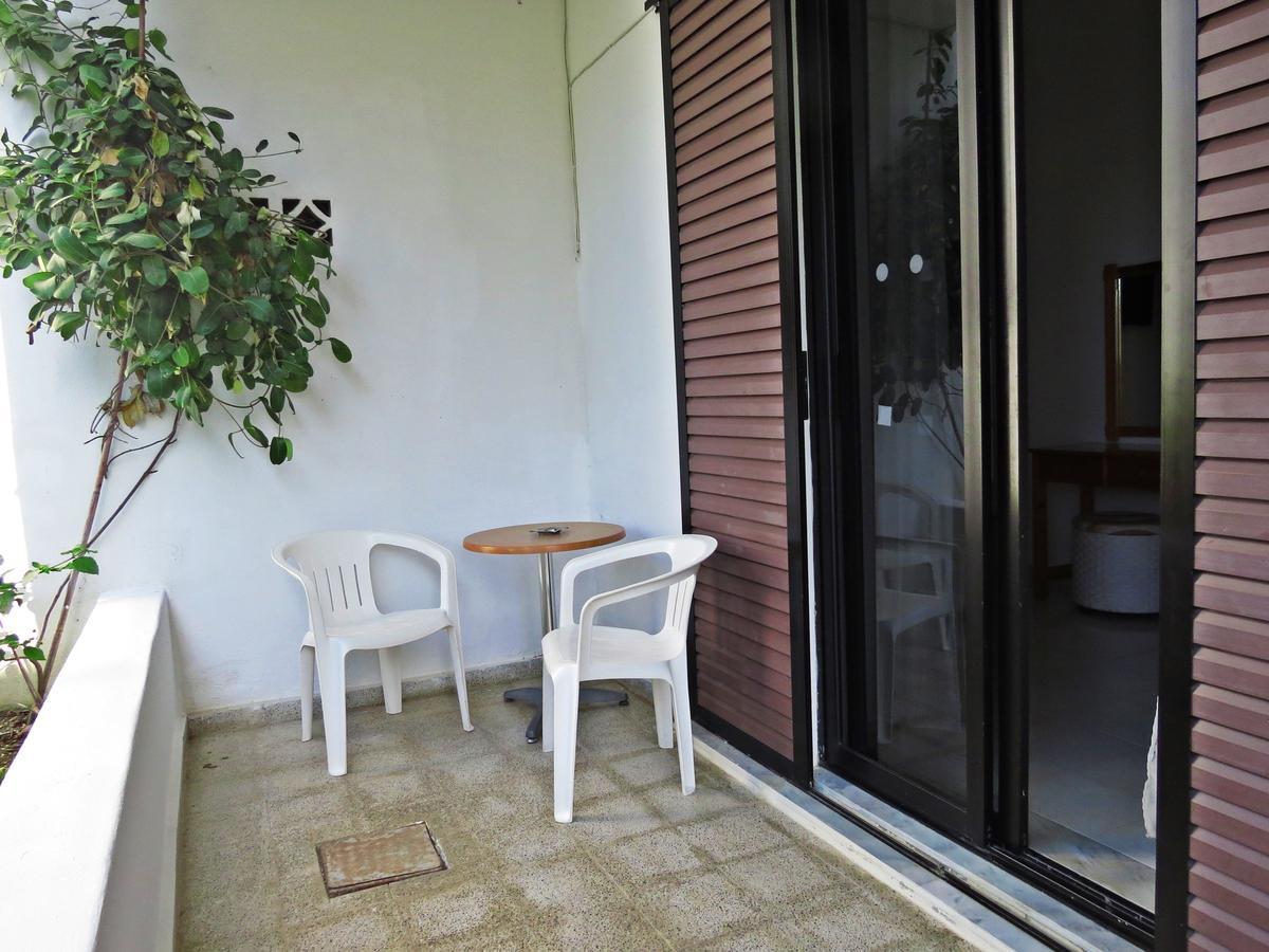 Debby Apartments เอียลิซอส ห้อง รูปภาพ